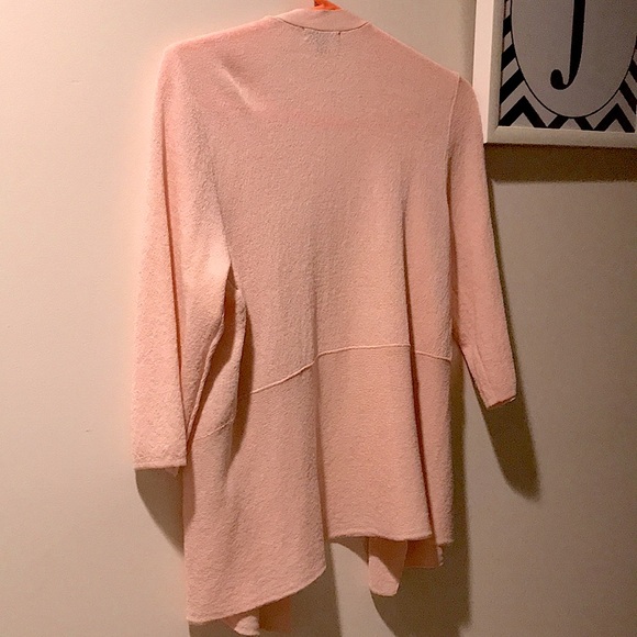 Brand new light peach sweater wrap sz medium - Picture 4 of 4